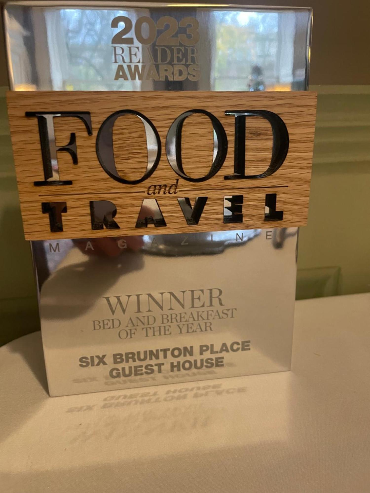 Six Brunton Place Guest House เอดินบะระ ภายนอก รูปภาพ