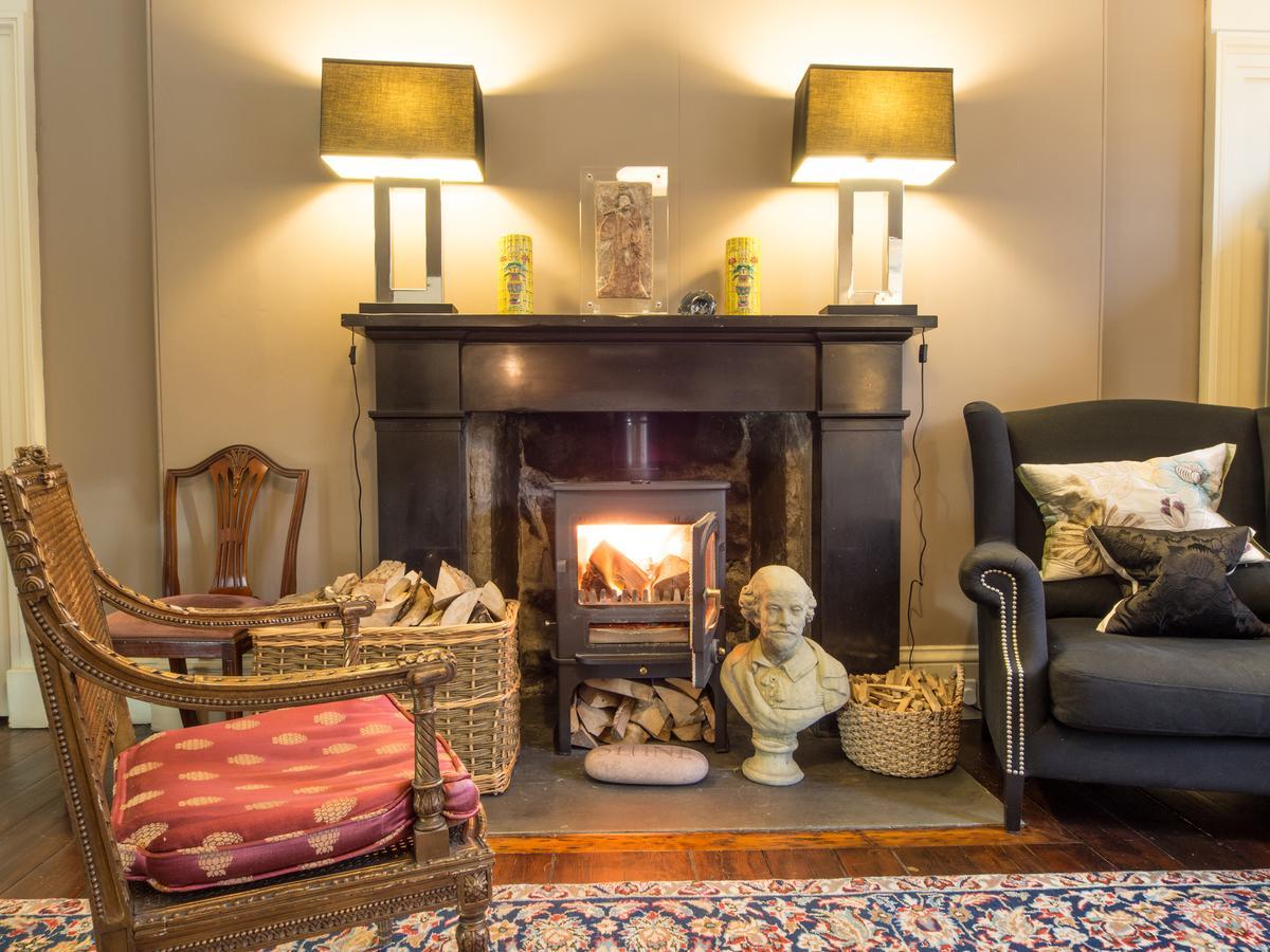 Six Brunton Place Guest House เอดินบะระ ภายนอก รูปภาพ